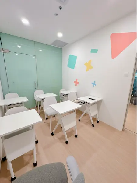 Inspiring classroom space with pastel colours